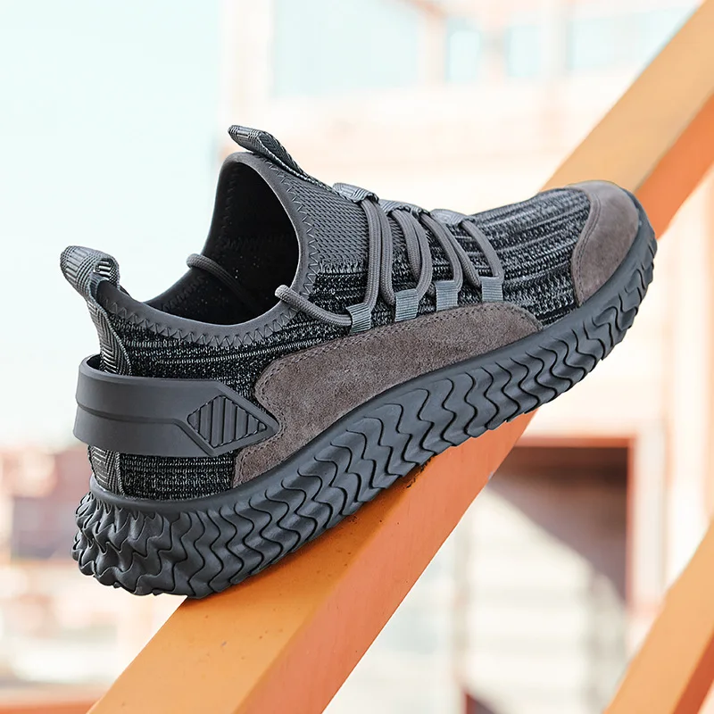 

New Style Men Shoes Lightweight Mesh Breathable Outdoor Walking Men's Sneakers Soft Sole Lace-up Running Shoes Tenis Masculino