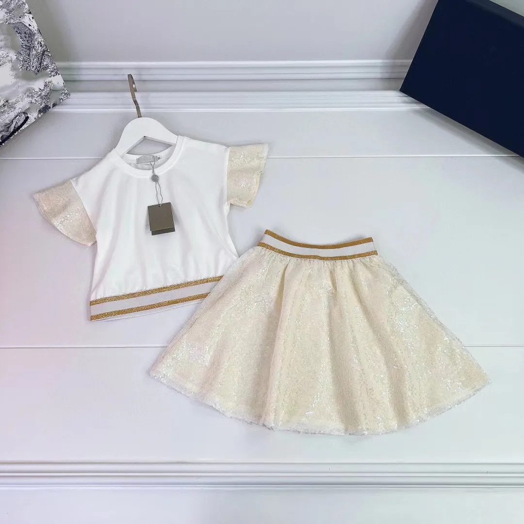 

New Girls' Clothing Set White Girls' Clothing T-shirt and Sequin Skirt Girls' Party and Wedding Boutique Costume 2 3 4 6 8 10 12