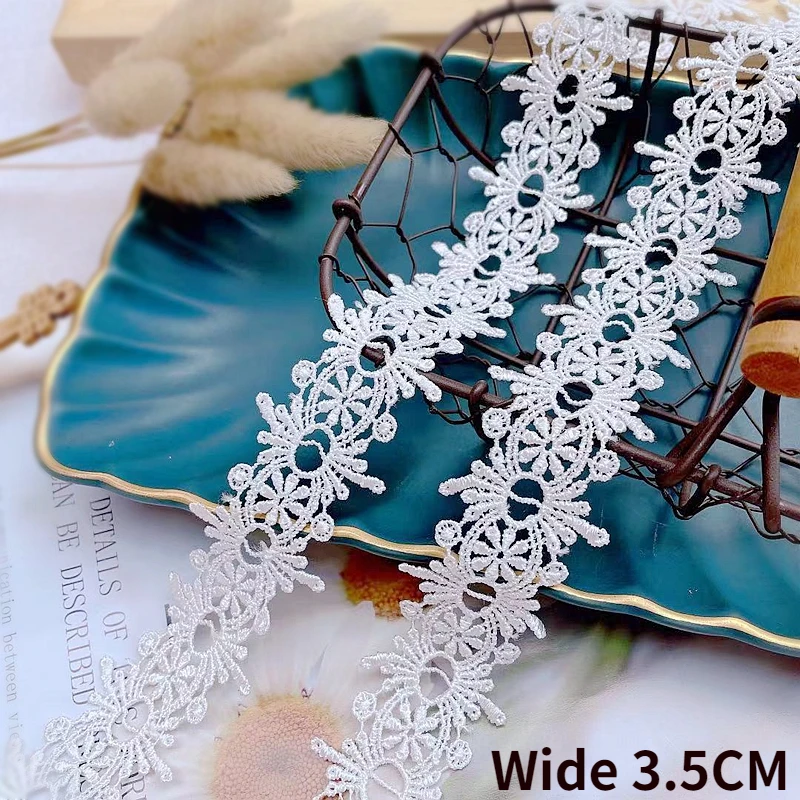 

3.5CM Wide Luxury White Exquisite Embroidered Lace Applique 3d Flowers Fringe Ribbon Dress Collar Wedding Sewing Guipure Decor
