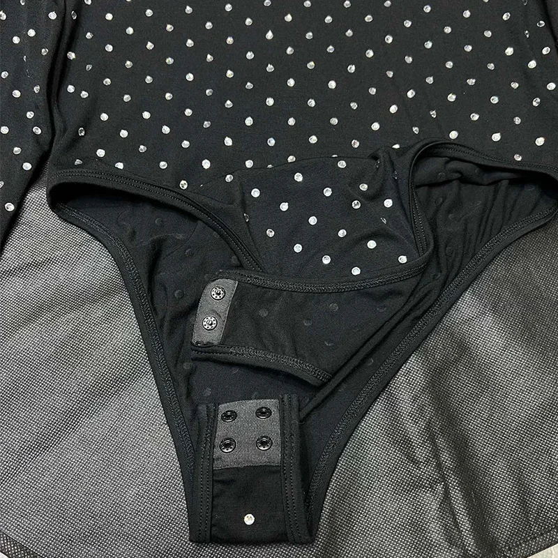 Рисунок 6 - Женский эластичный комбинезон