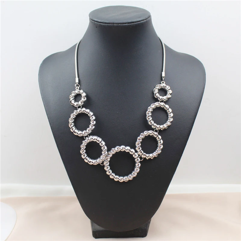 

Silver Necklace Earrings Jewelry Set Big Statement Alloy Circles Linked Choker Sets for Bridal Women Simple Vintage Jewelry