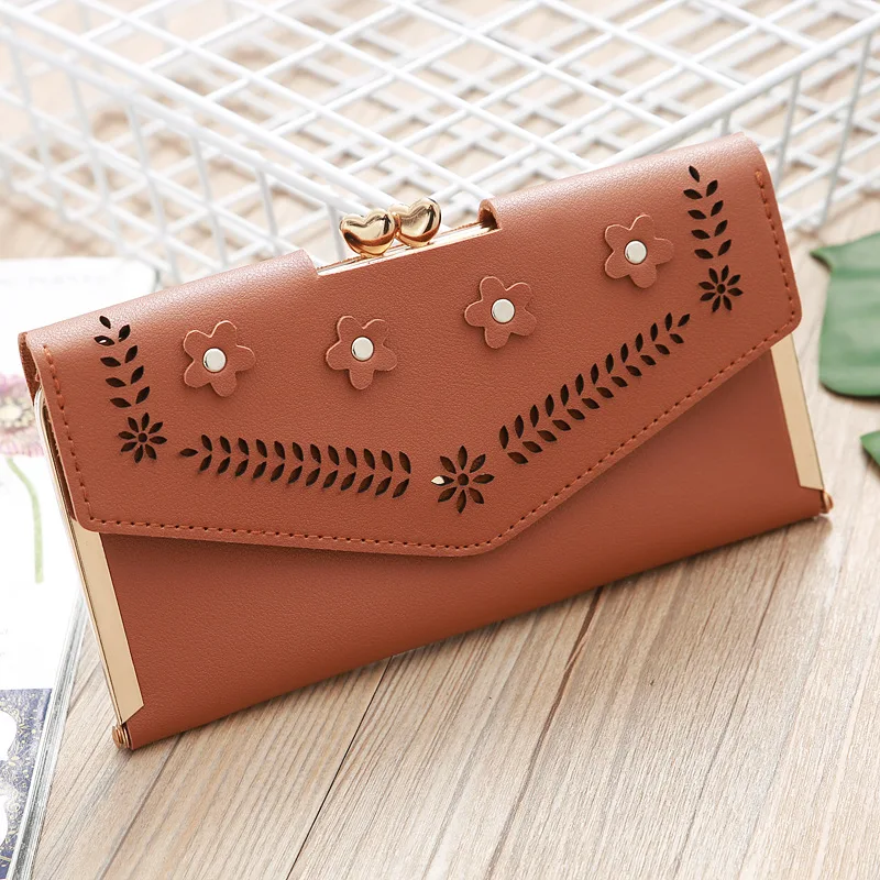 

Hollow Out Women Wallet Retro Flowers Wallet Female Purse PU Leather handbag Practical Women Purses Vintage Long Wallets