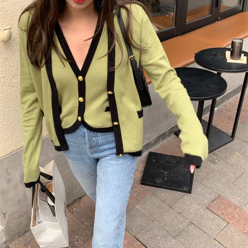 

Autumn 2022 Classic Style Soft Sweaters Coat Fashion V-neck Knitted Vest Cardigan Two-Piece Set Cardigan Mujer Pull Femme
