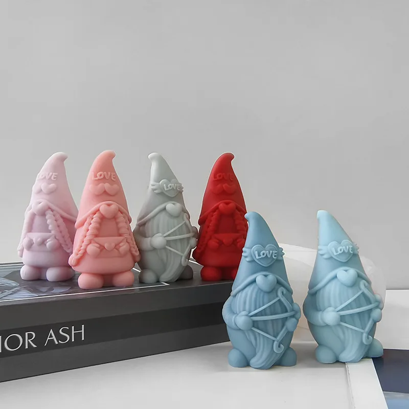 3d силиконовая форма в виде карлика для изготовления мыла