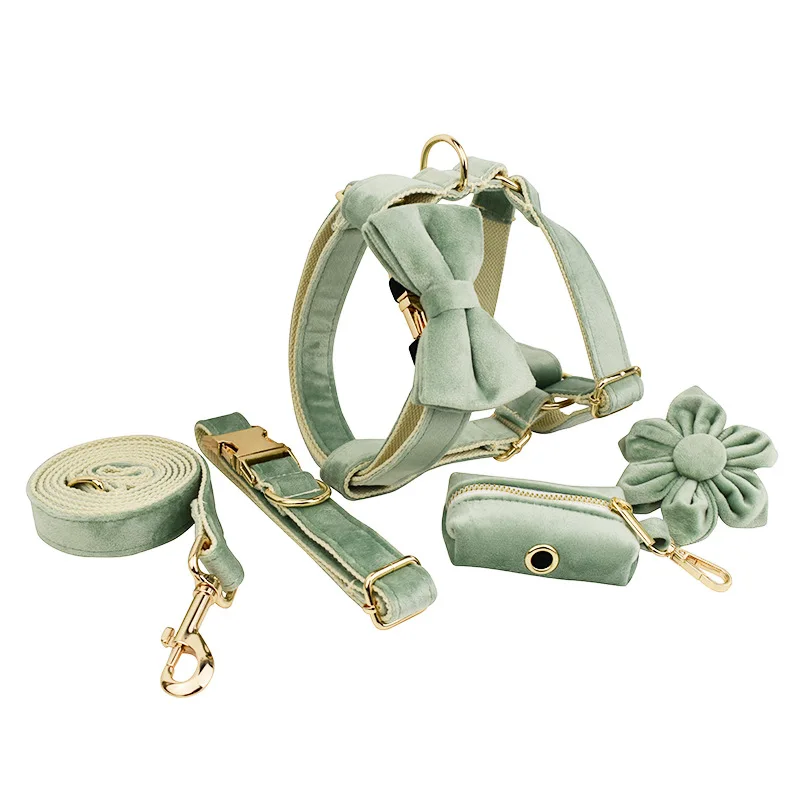 

Shallow mint green velvet dog collars And Leash Set For Dogs Custom Engraved Nameplate Pet Supplies Dog Leash Velvet