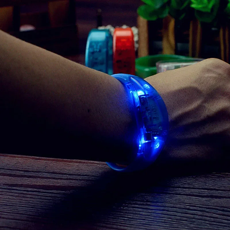 10 шт. мигающий браслет с управлением звуком светящийся для вечеринки бар подарок