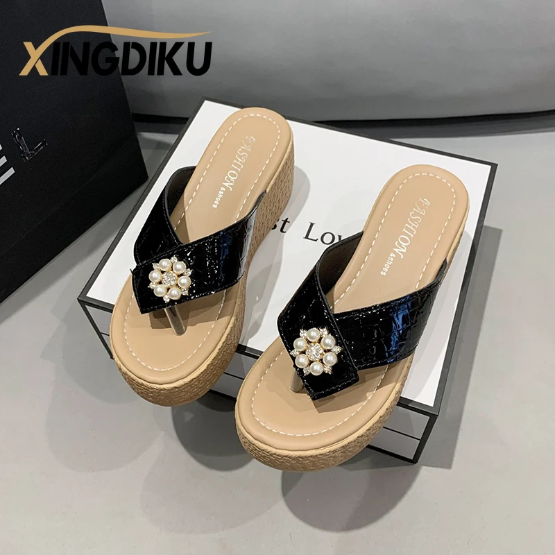 

2022 new slippers women's summer outer wear thick bottom wedge sandals women's cross thick bottom wedge heels all-match fashion
