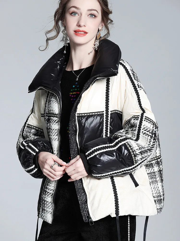 2022 Winter Loose and Elegant Down Jacket Women's Short Small Fragrance Sequins Slim Down Jacket enlarge
