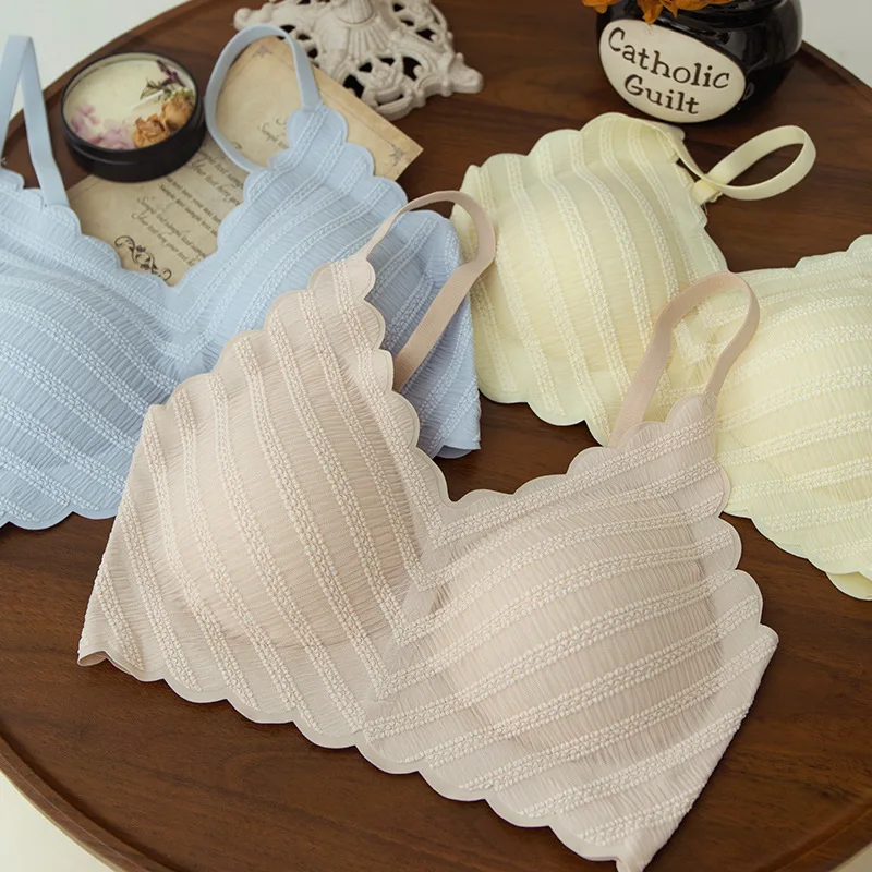 Ladies French Wave Seamless Lingerie, Wireless Bra, Girls Bra Beautiful Back Detachable High-end Bra, New Hot Sale