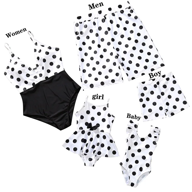 

Swimsuits Family Matching Outfits Look One-Piece Mother Daughter Swimwear Black Dot Mommy and Me Clothes Father Son Swim Shorts