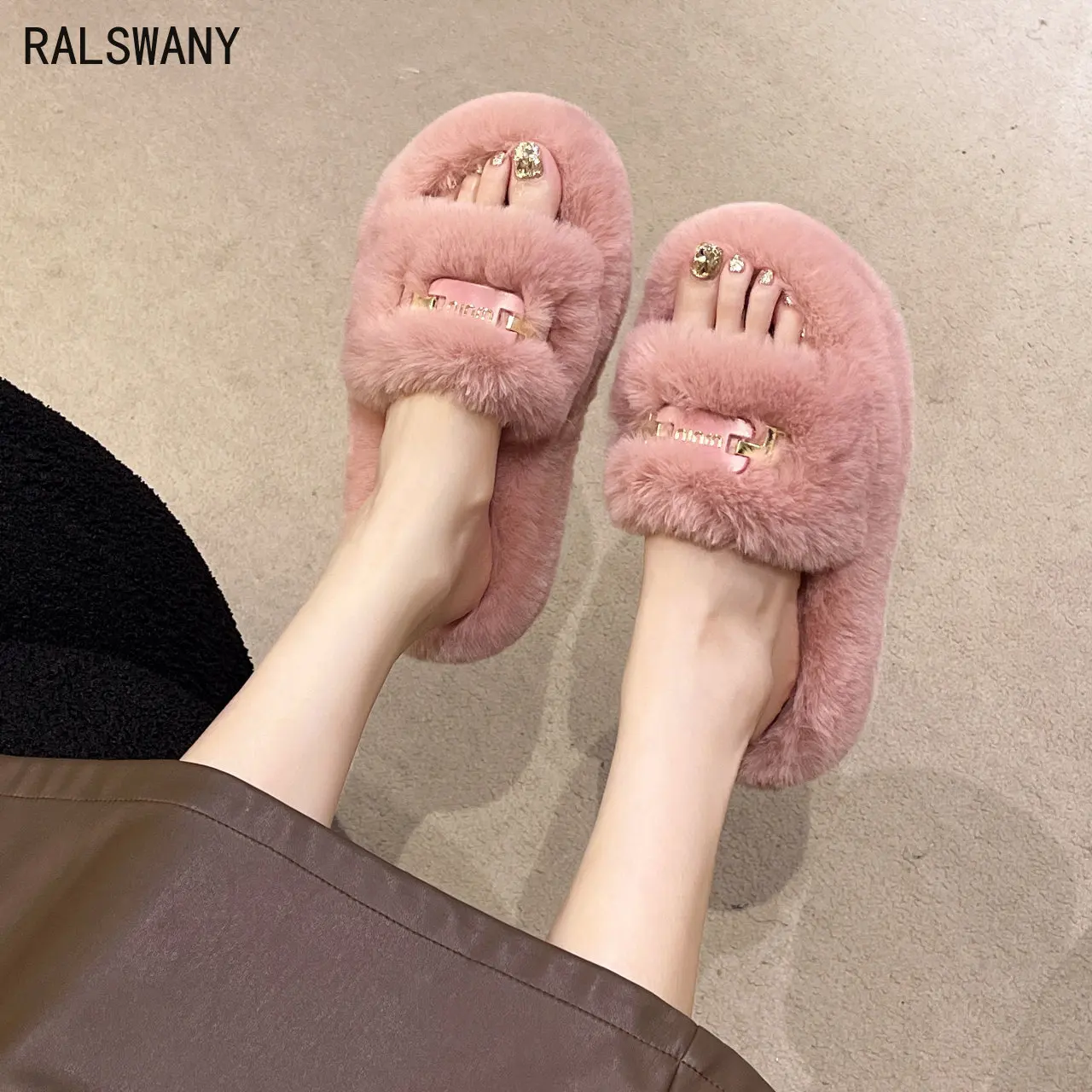 Concise Women's Flat Slippers with Faux Fur Soft Home Cotton Shoes 2023 New Arrival Warm Slippers Women Med (3cm-5cm)