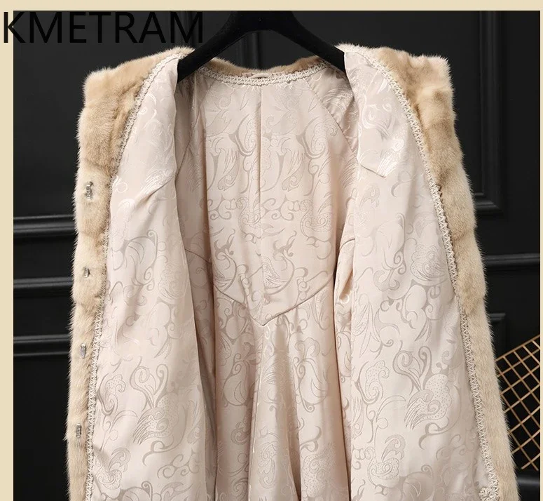 Женская шуба из натурального норкового меха