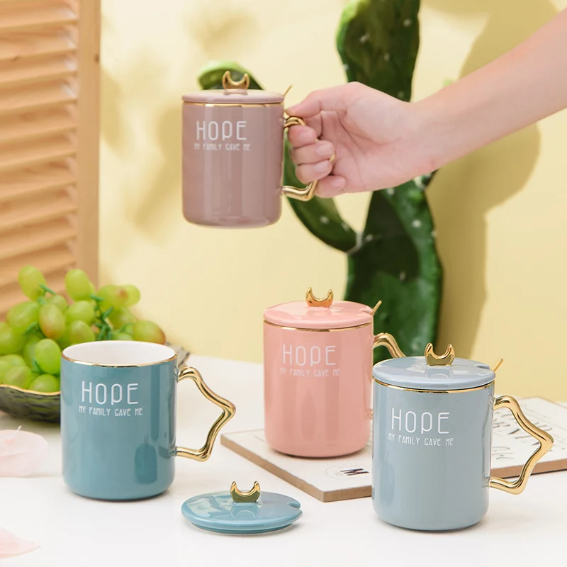 Керамическая кружка с крышкой золотой ручкой стакан для домашнего сока напитков
