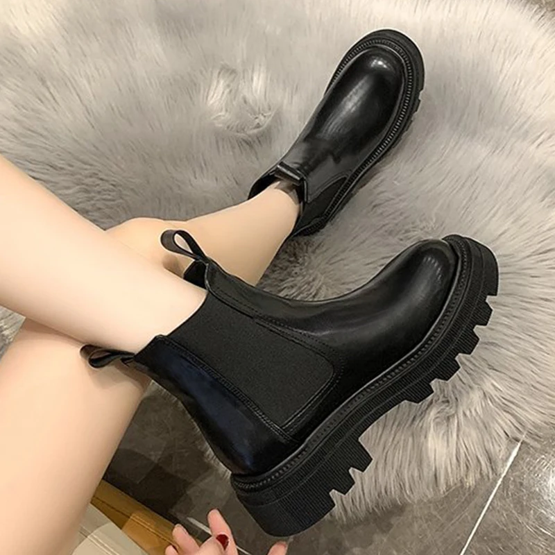 Autumn Winter Chelsea Boots Women 2021 Platform Brown Black Beige White Ankle Boots for Women Fur Short Chunky Punk Gothic Shoes
