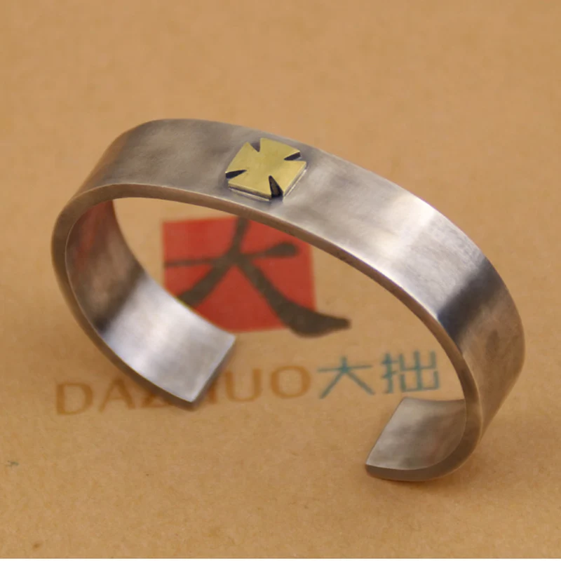 

Новый дизайн, плоский браслет в стиле ретро с крестом, большой локомотив, властный стиль, ювелирные изделия ручной работы, аксессуары