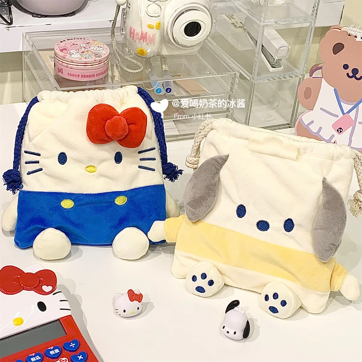 

Sanrio, Hello Kitty мультяшная плюшевая сумка для хранения в комплекте, карманная Милая вместительная Портативная сумка для макияжа, помада в подарок, посылка