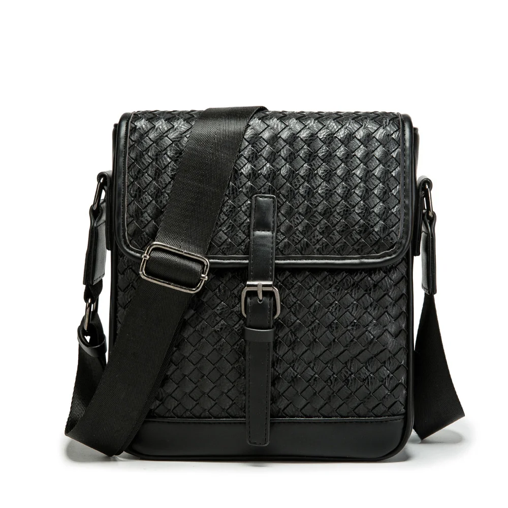 

2022 new Korean woven messenger bag small bag single shoulder bag men's fashion brand fashion backpack men's personality