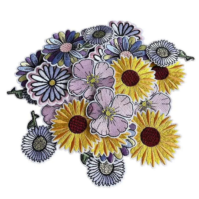 Аппликация с вышивкой цветами из ткани патчи утюгом термоклейкие плавкие