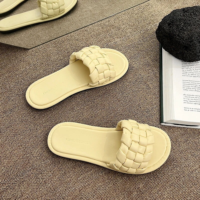 

Flat Shoes Female Slippers Soft Slipers Women Slides Low Comfort 2022 Summer Beach Rubber PU Rome Basic Fabric Flat Shoes Female