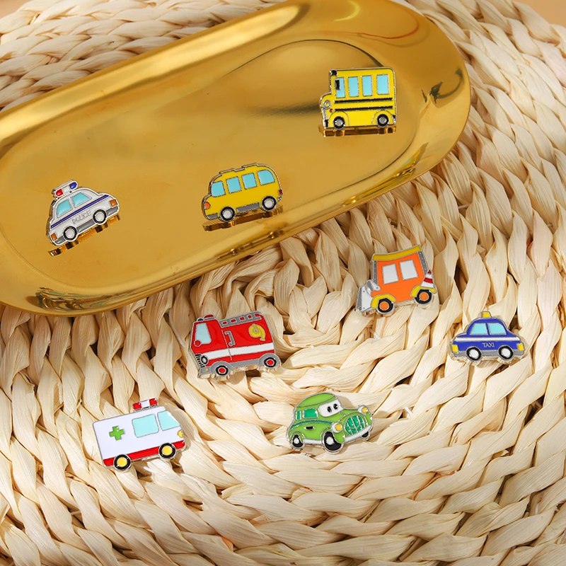 

Cartoon cute and delicate car pin transport version car model brooch pin gift for friends