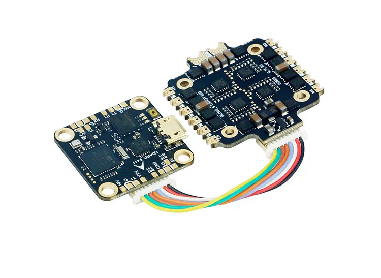 

Контроллер полета LDARC T20 FPV Stack TF411, TE30A BLHELIS 4 в 1 ESC Mini Rocket 400mW VTX 2-4S 20x20 мм для FPV беспилотных летательных аппаратов