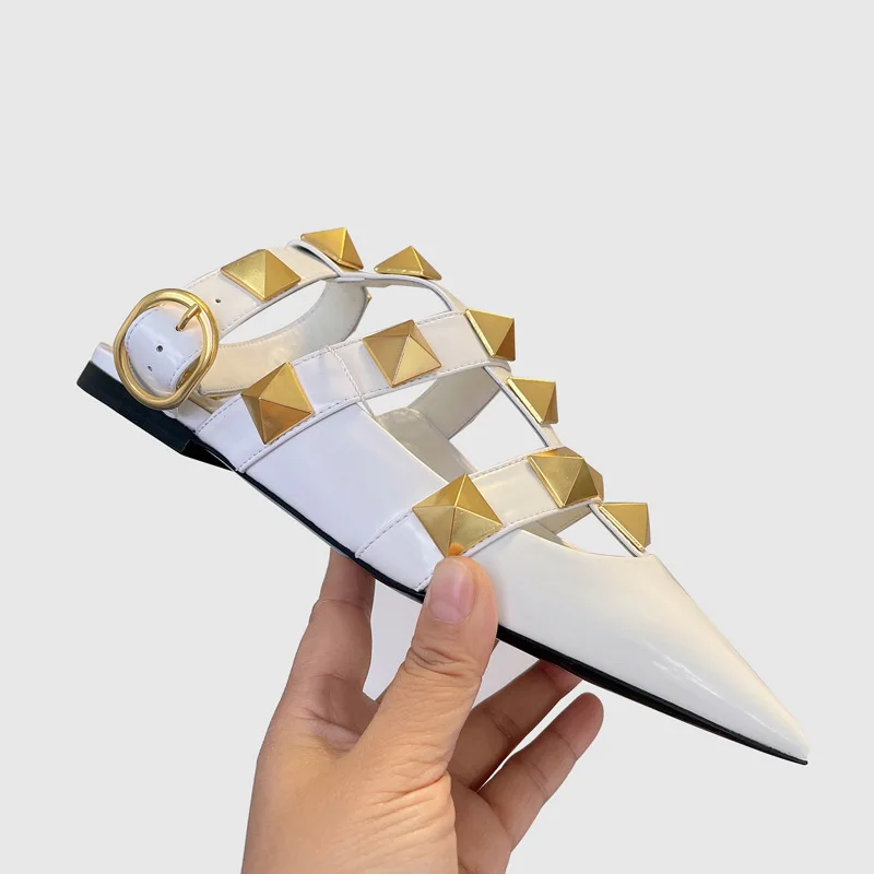 Summer Women's Sandals 2023 New Elegant With Low Heels Ankle Strap Rivets Brand Designer Female Shoes Fashion Casual Slippers