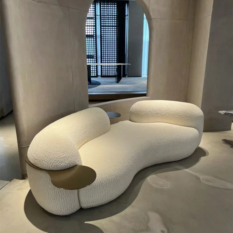 Трехместный диван современный легкий роскошный дуговой флис ягненка цельный