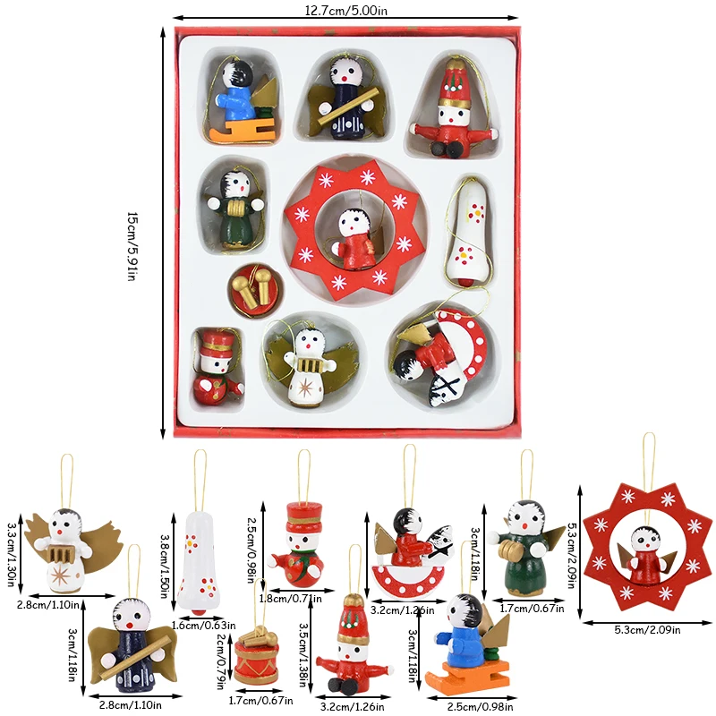 

Деревянные новогодние украшения поезда