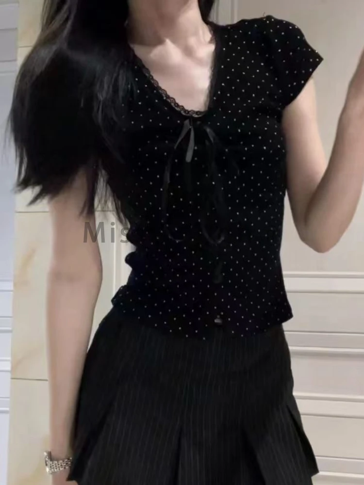 Женская кружевная футболка с коротким рукавом и V-образным вырезом