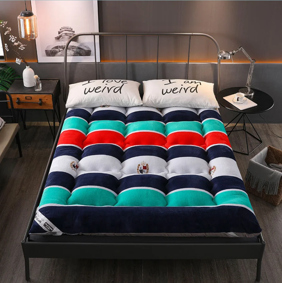 

Thickened Warm Cashmere Mattress Double Tatami Mattress Student Dormitory Mattress Non Slip Folding Mat 1.8mx2.0m