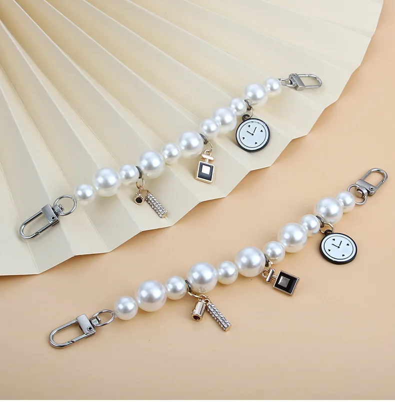 Luxury Designer Croc Charms Fashion Rhinestone Pearl Chain Shoes Accessories Shoe Decoration Jibz Charm for Clogs Girl Boy Gift