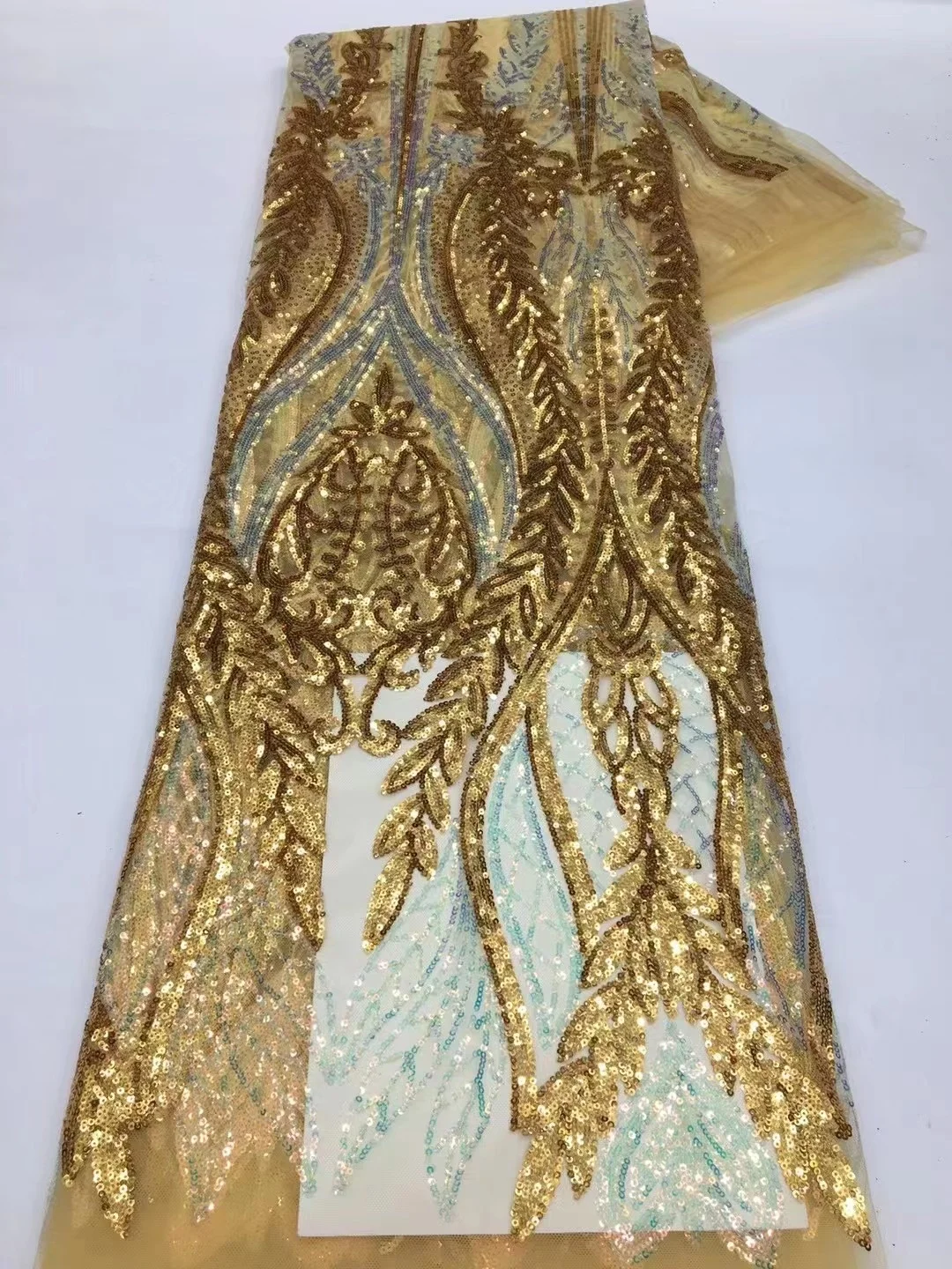 

Luxury African Sequins Lace Fabric High Quality 2023 Heavy Embroidery French Tulle Lace For Nigerian Wedding Dress