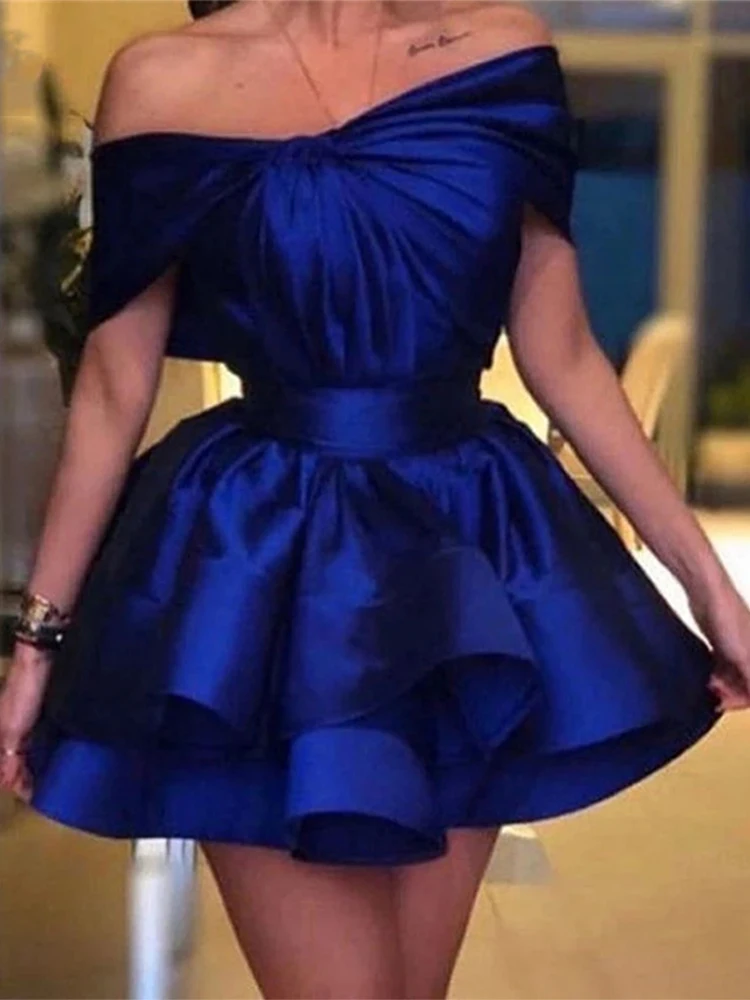 

2022 Sexy Short Cocktail Dress Off Shoulder Sweetheart Formal Prom Party Homecoming Dress Ruffle Satin Vestido De Gala