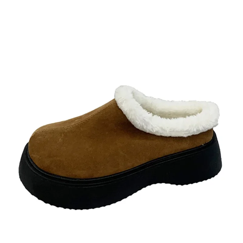 Замшевые женские тапочки зимняя теплая обувь на меху модные новые повседневные