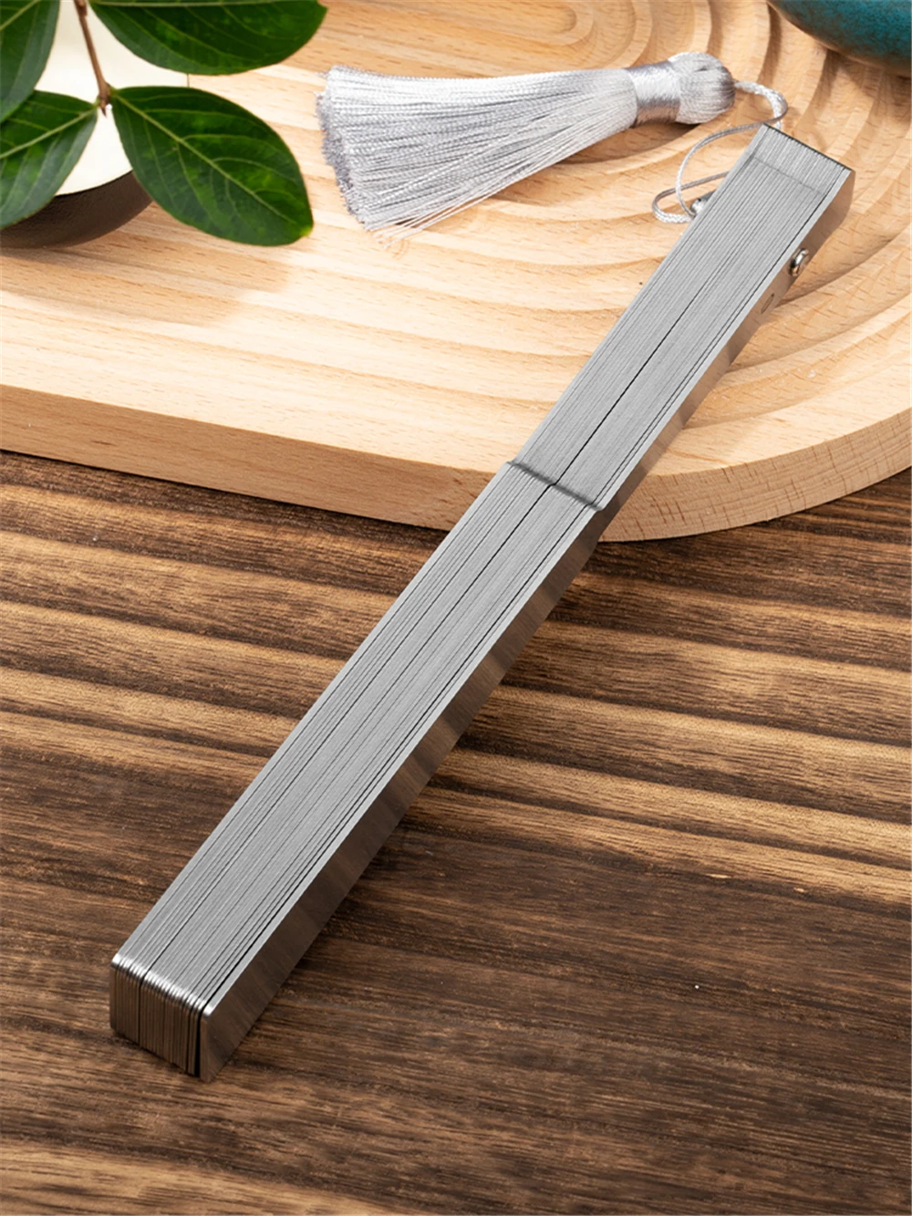 Китайский складной веер из нержавеющей стали