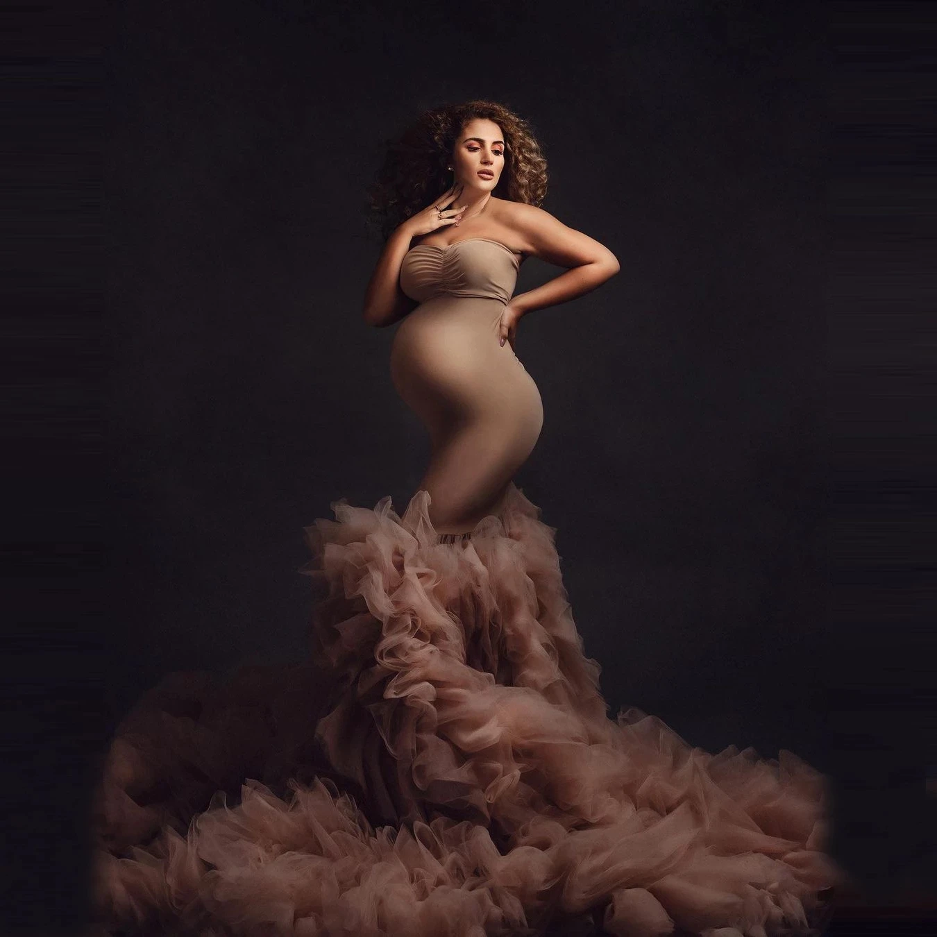 

Brown Mermaid Maternity Dresses for Photography Strapless Ruffled Tulle Pregnancy Gowns Custom Made Photo Shoot Dress