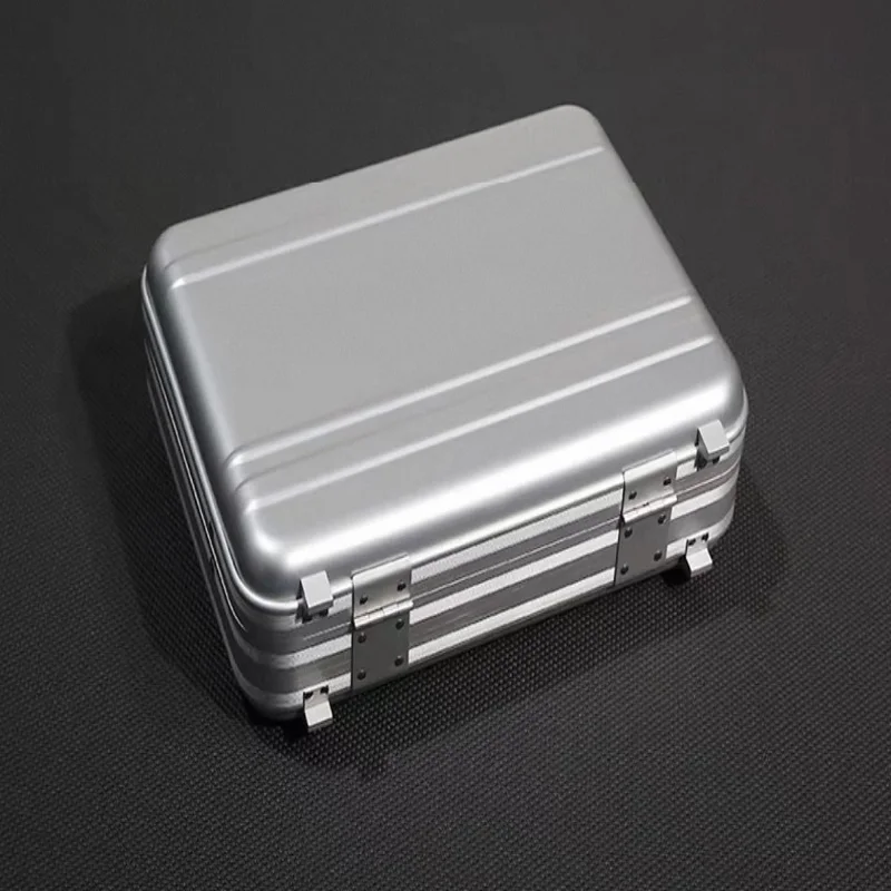 Фото Чемодан из алюминиевого сплава, деловой портфель, компьютерное оборудование, сейф для денег, инструменты. №5