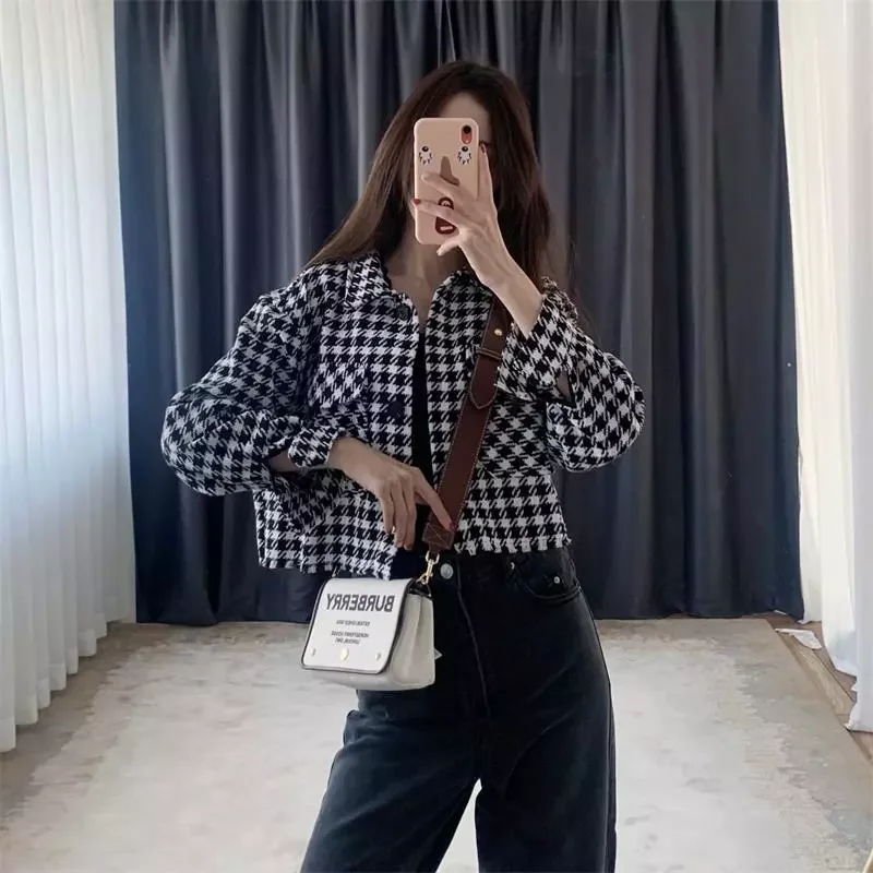 

Женская короткая клетчатая куртка, однобортная черная блузка с карманами и длинным рукавом в стиле ретро, 2020