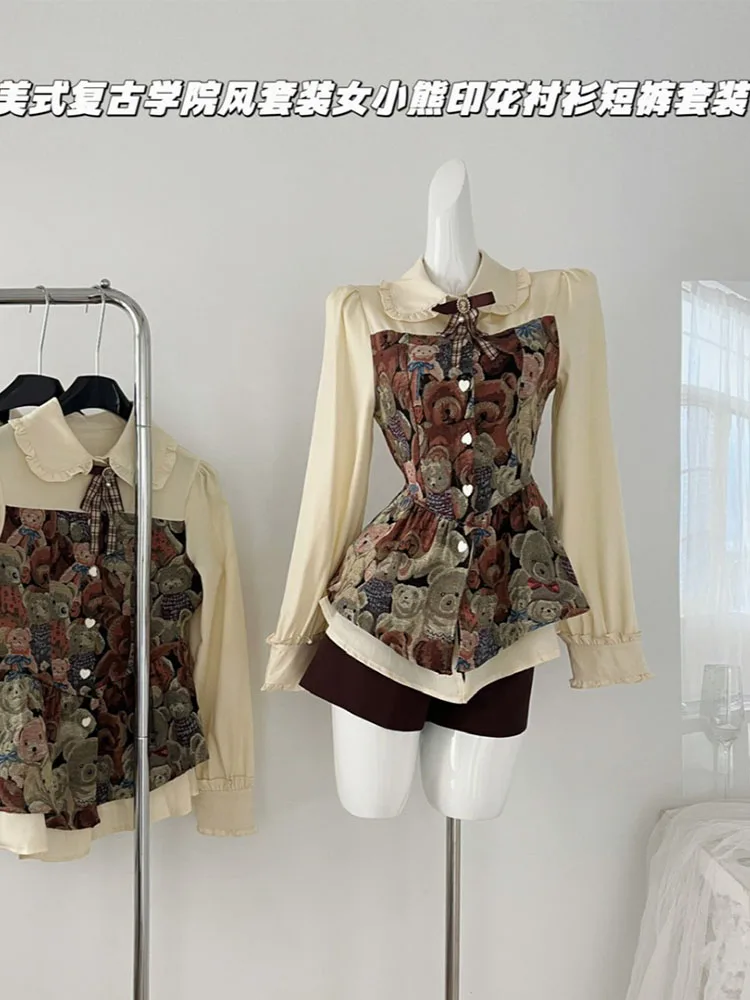 Блузка и шорты в американском стиле с принтом медведя эластичным поясом