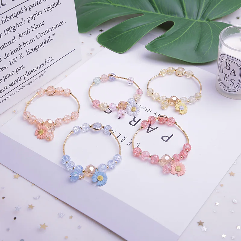 

New Summer Bracelets for Women Small Daisy Crystal Student Bracelet Fashion Jewelry Girl Charm Bracelets Jewelry Gift Wholesale