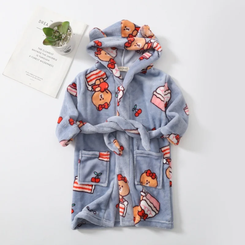 

2022 New Baby Girl Sleepwear Robes Cute Cartoon Print Kids Bathrobe Casual Homewear Clothing Boys Flannel Pajamas Robes Winter