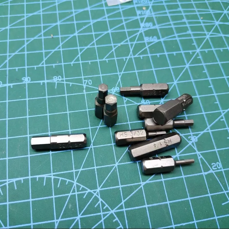 

Магнитная шестигранная отвертка Tsikan S2 1/4"