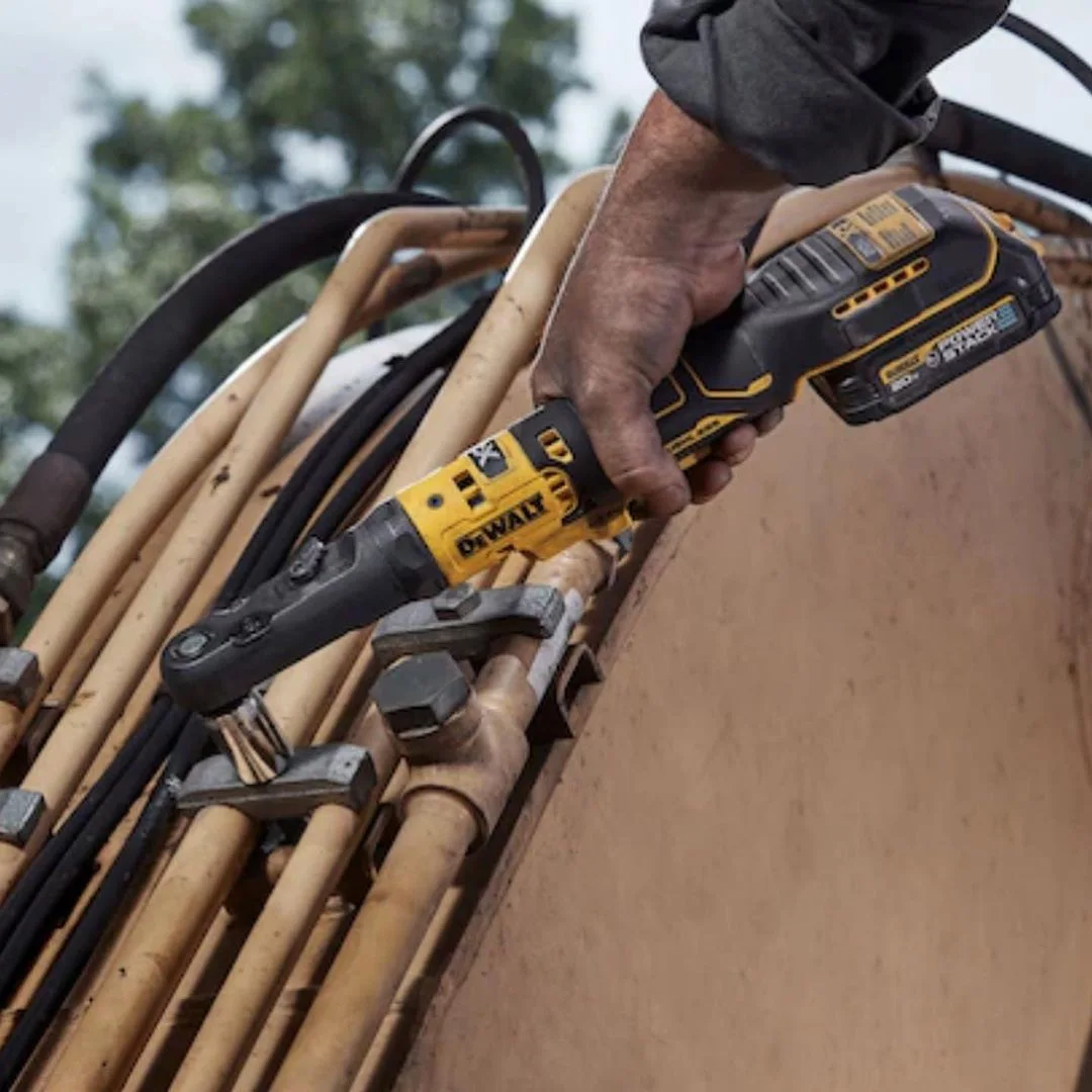 Беспроводной бесщеточный гайковерт DEWALT DCF510
