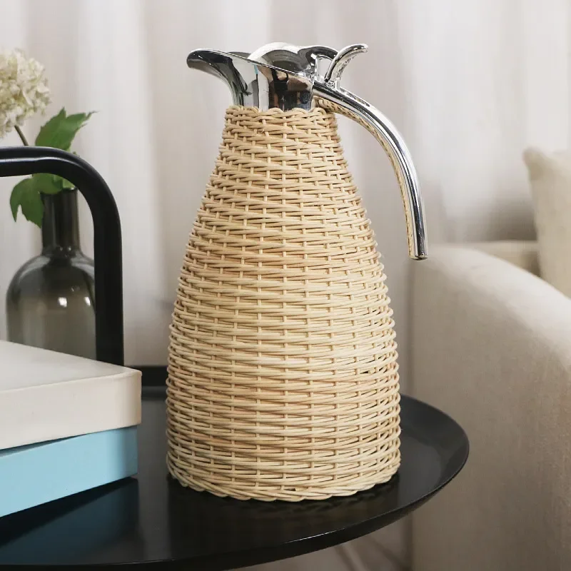 

Woven Stainless Liner Kettle Steel Decorative Traditional Bamboo Handmade Kitchen Thermos Water Hot Kettle Tool Winter Bamboo