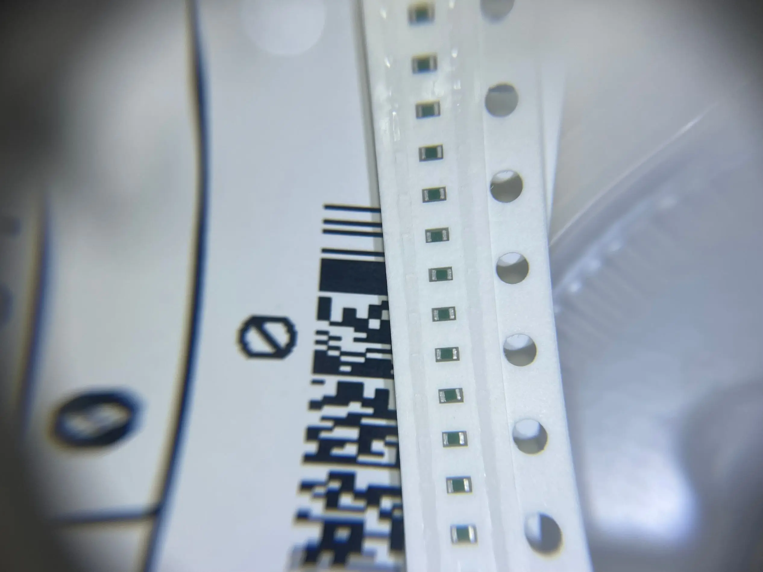 1000 шт./лот 0402 RK73Z1ETTP RK73H1ETTP1001 RK73H1ETTP1002 SMD Синий Резистор и зеленый резистор