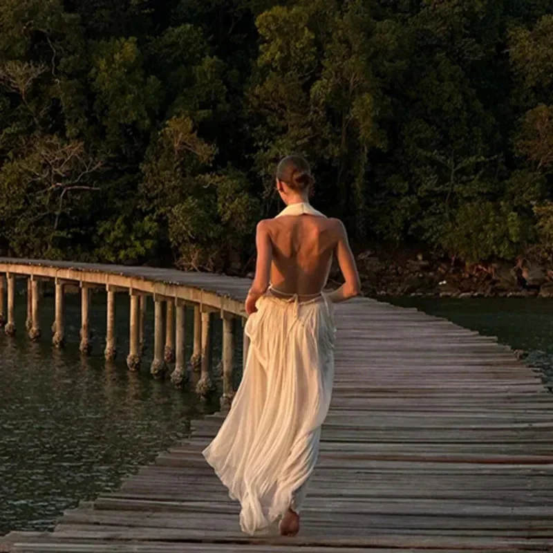 Женские сексуальные марлевые костюмы с лямкой на шее плиссированный укороченный