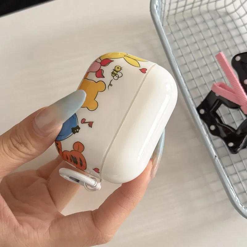 Чехол для AirPods с изображением Винни-Пуха и Стича (вид сзади) с брелоком для AirPods 2, 3, 4, Pro, Pro 2, Pro 3, милый ударопрочный чехол (art.: 3920da242dccb) - 3920da242dccb