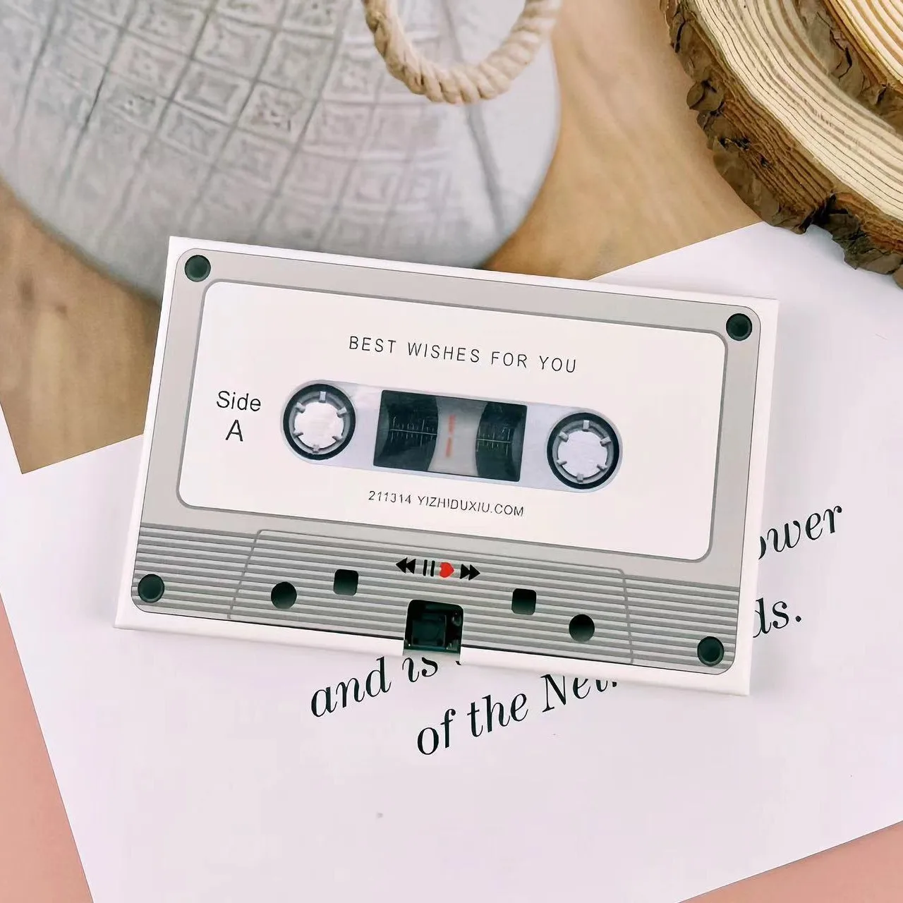 

Открытка с записью голоса для пар