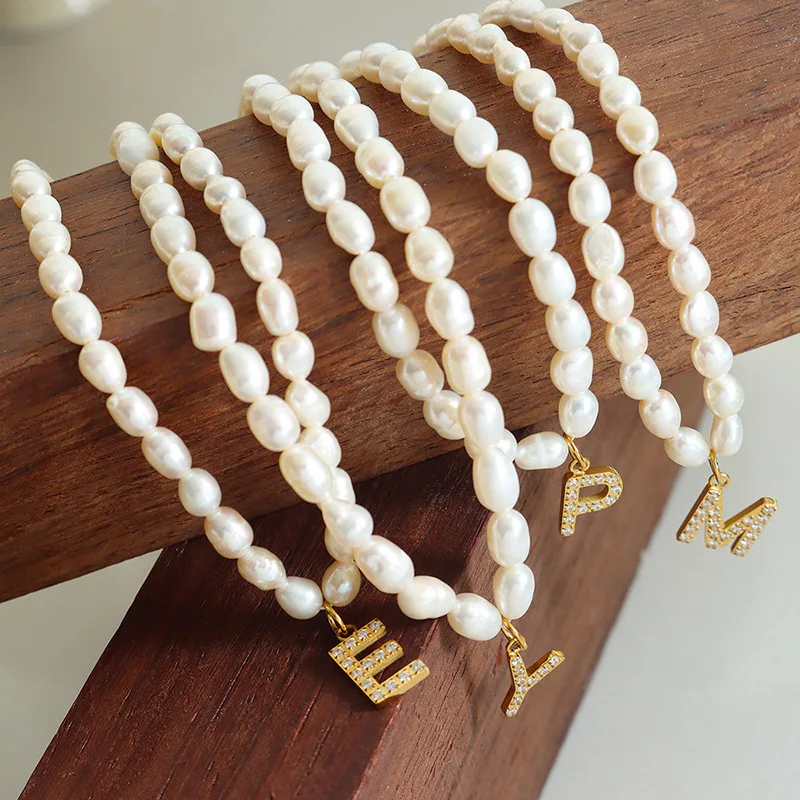 

New Fashion Shiny Initial Letter Pendant Necklace for Women Girl Elegant Natural Freshwater Pearl Necklace Choker Statement Gift