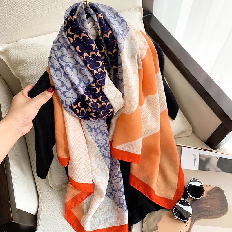 

2022 New Fashion Ladies Winter Scarf Print Hijab Store Shawls and Wraps Long Sjaal Echarpe Foulard Femme Pashmina Bandana Women